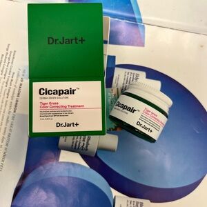 New sealed Dr. Jart+ Cicapair Tiger Grass Color Correcting Treatment 15ml/ SPF30